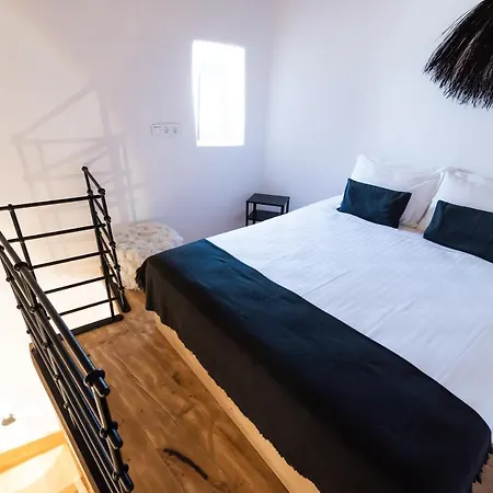 Anamnisi House Apartment *